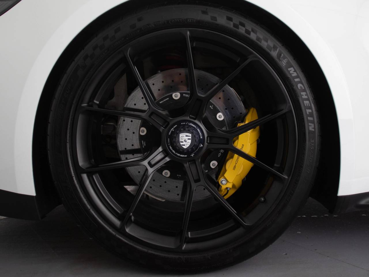 911 (992) GT3 TOURING PDK (1) image 04