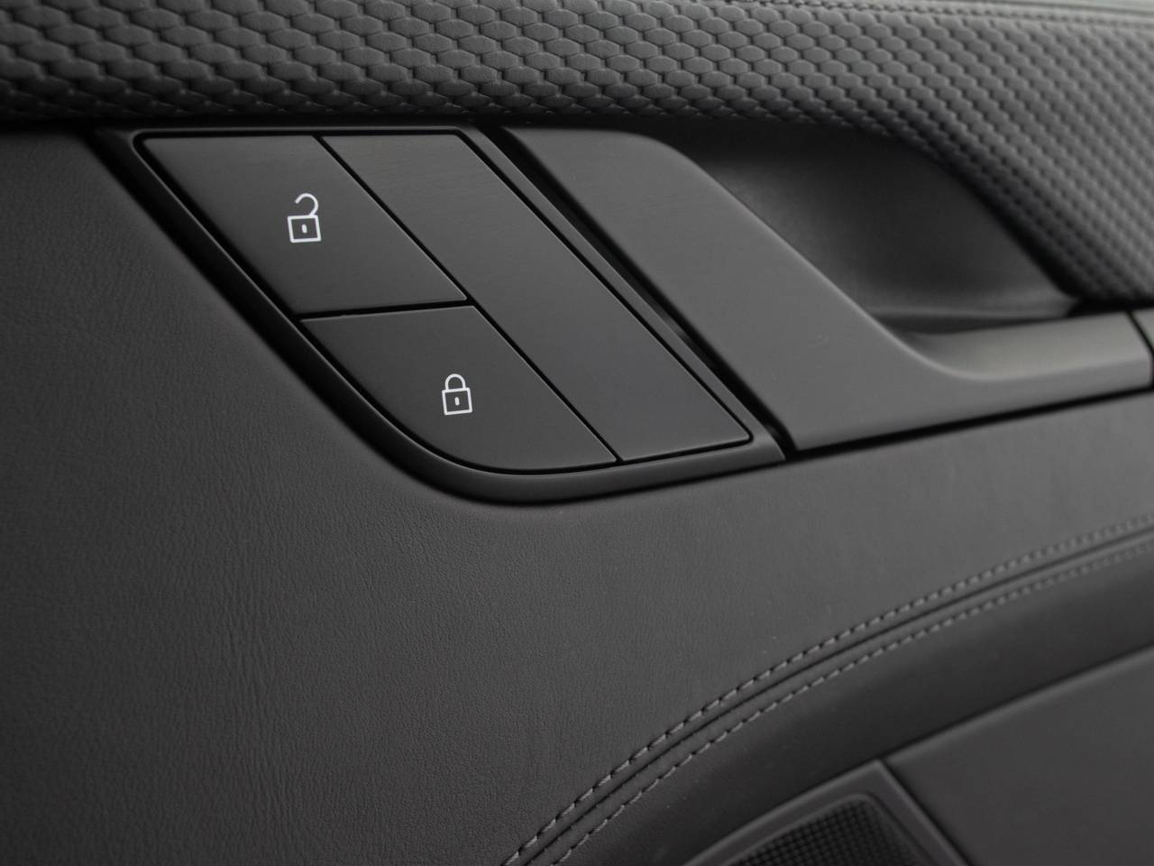 911 (992) GT3 TOURING PDK (1) image 73