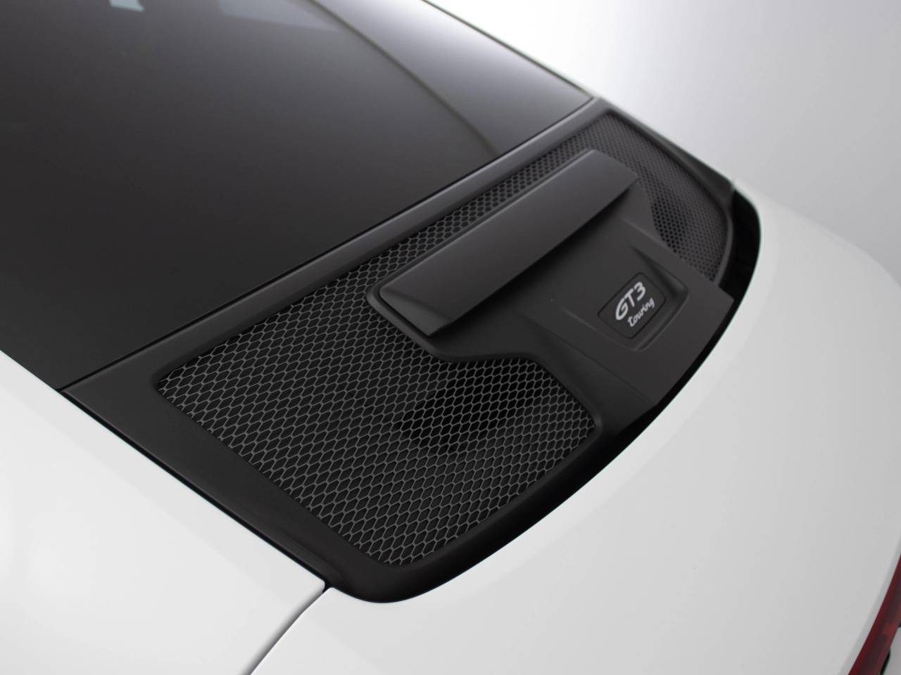 911 (992) GT3 TOURING PDK (1) image 26