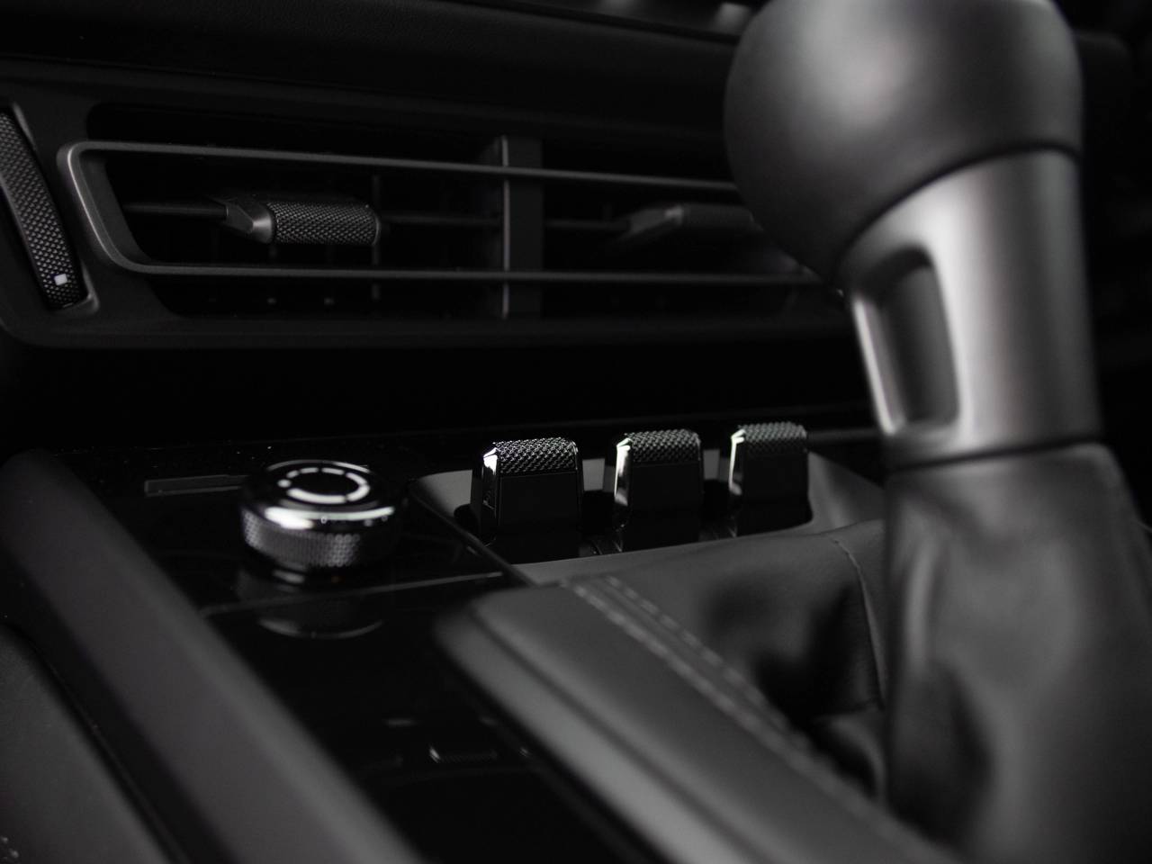 911 (992) GT3 TOURING PDK (1) image 35