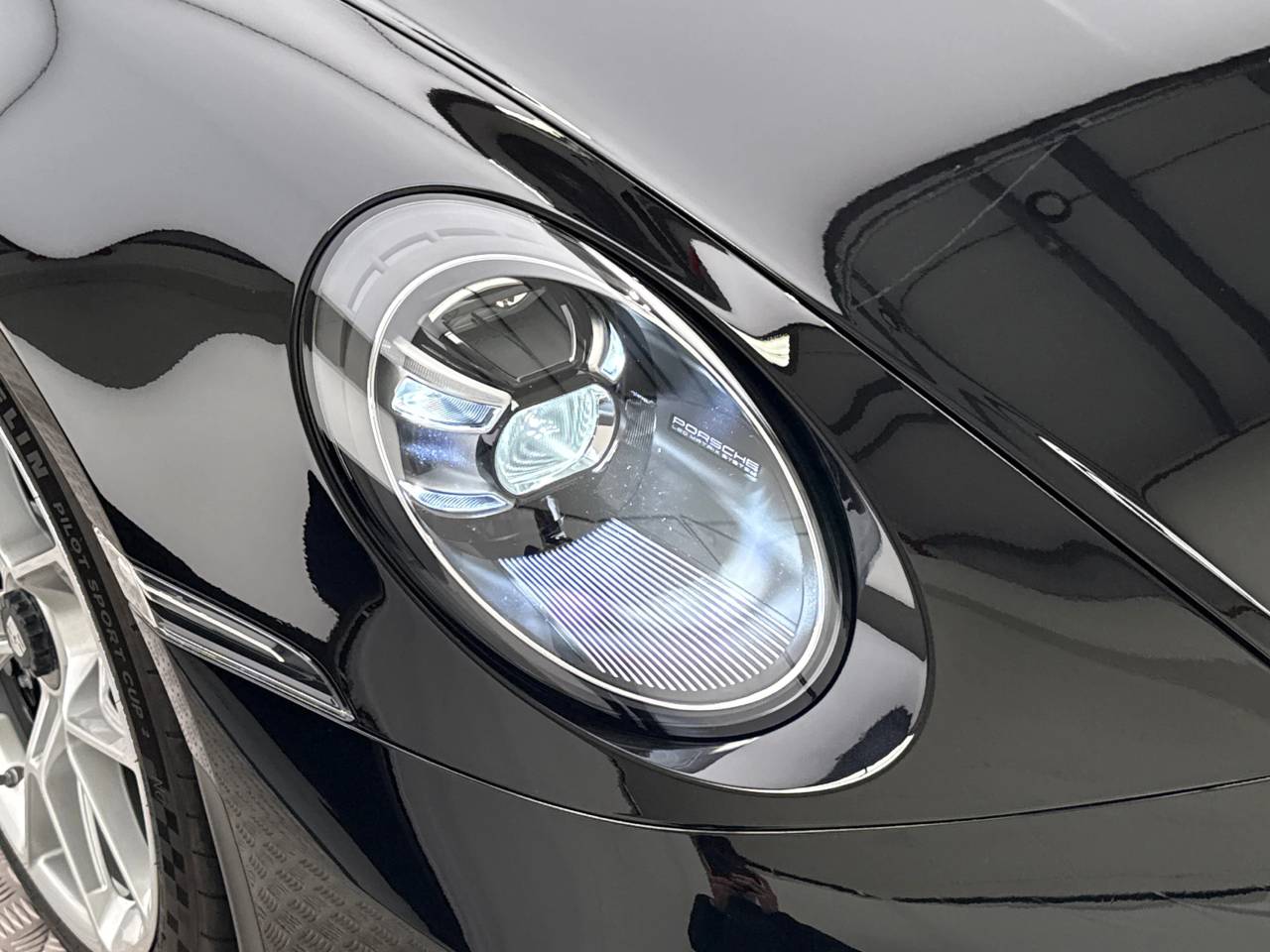 911 (992) GT3 TOURING PDK (8) image 31