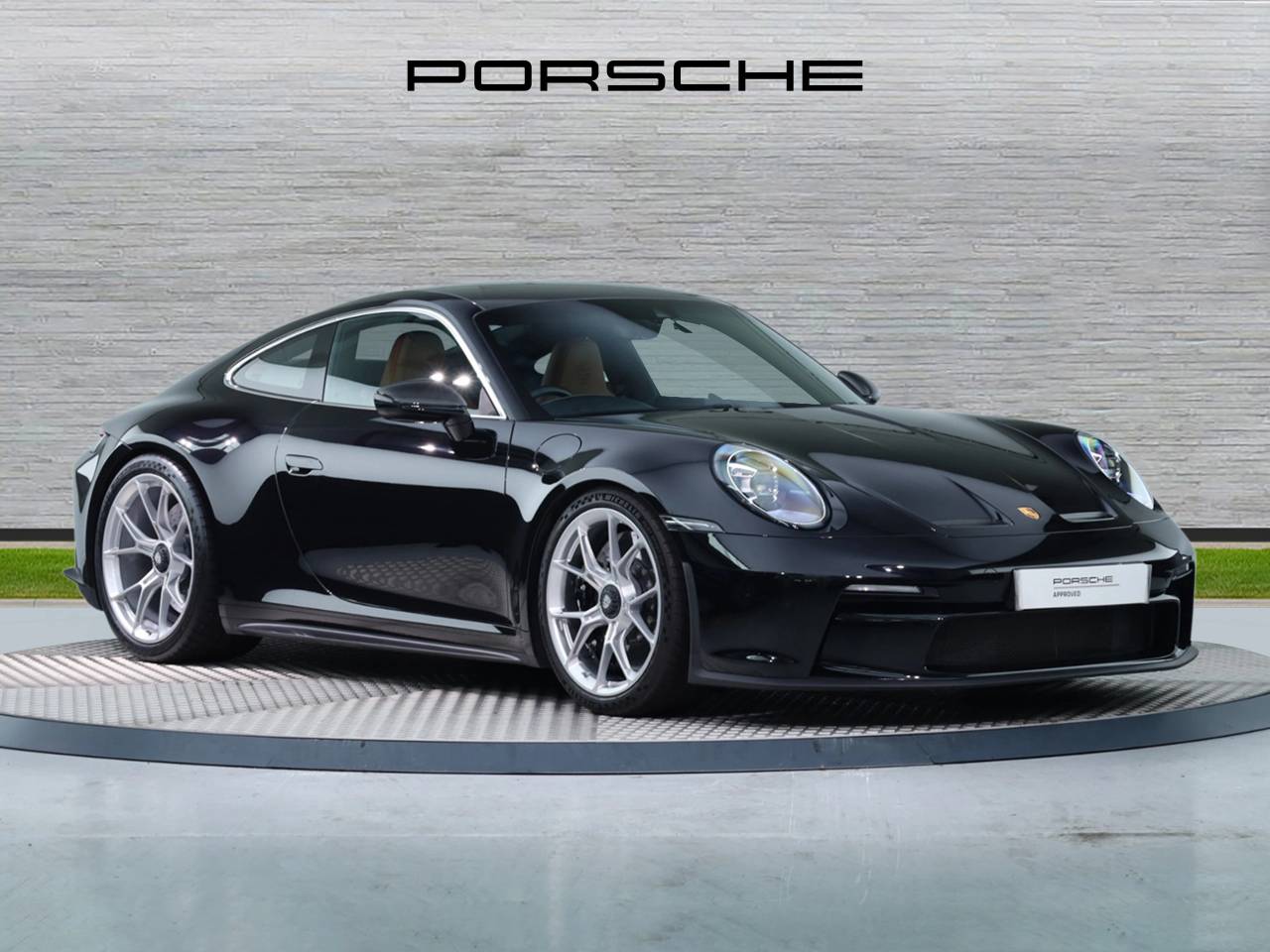 911 (992) GT3 TOURING PDK (8) image 01