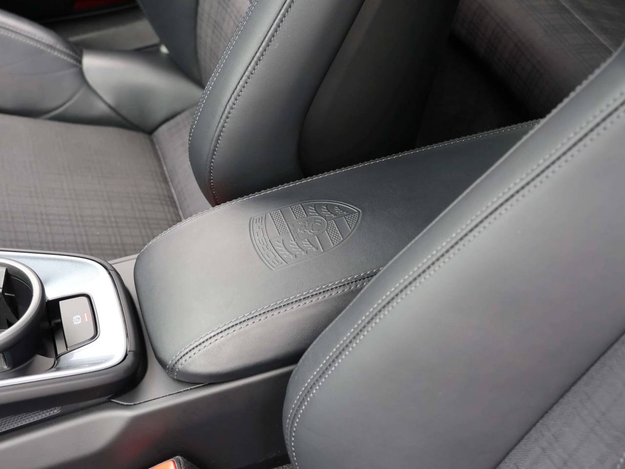 911 (992) CARRERA T (4) image 29
