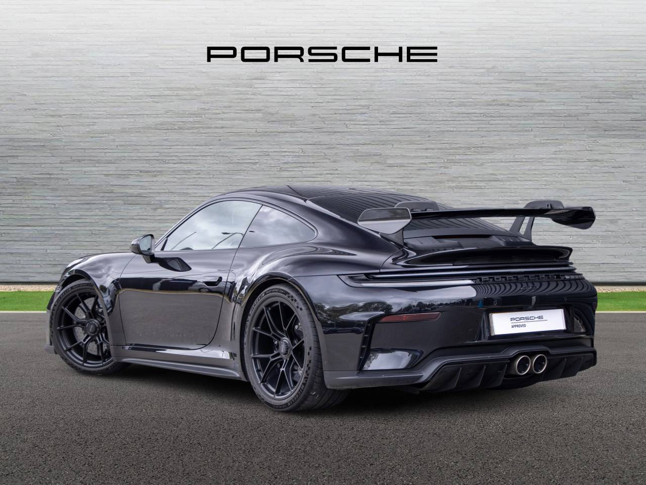 911 (992) GT3 (7) image 03