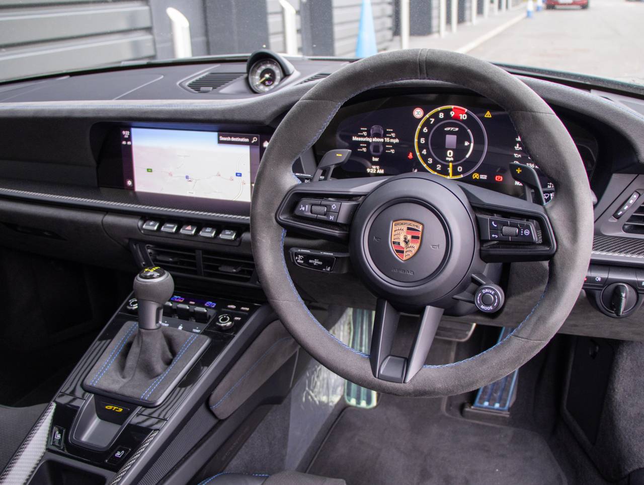 911 (992) GT3 (7) image 15