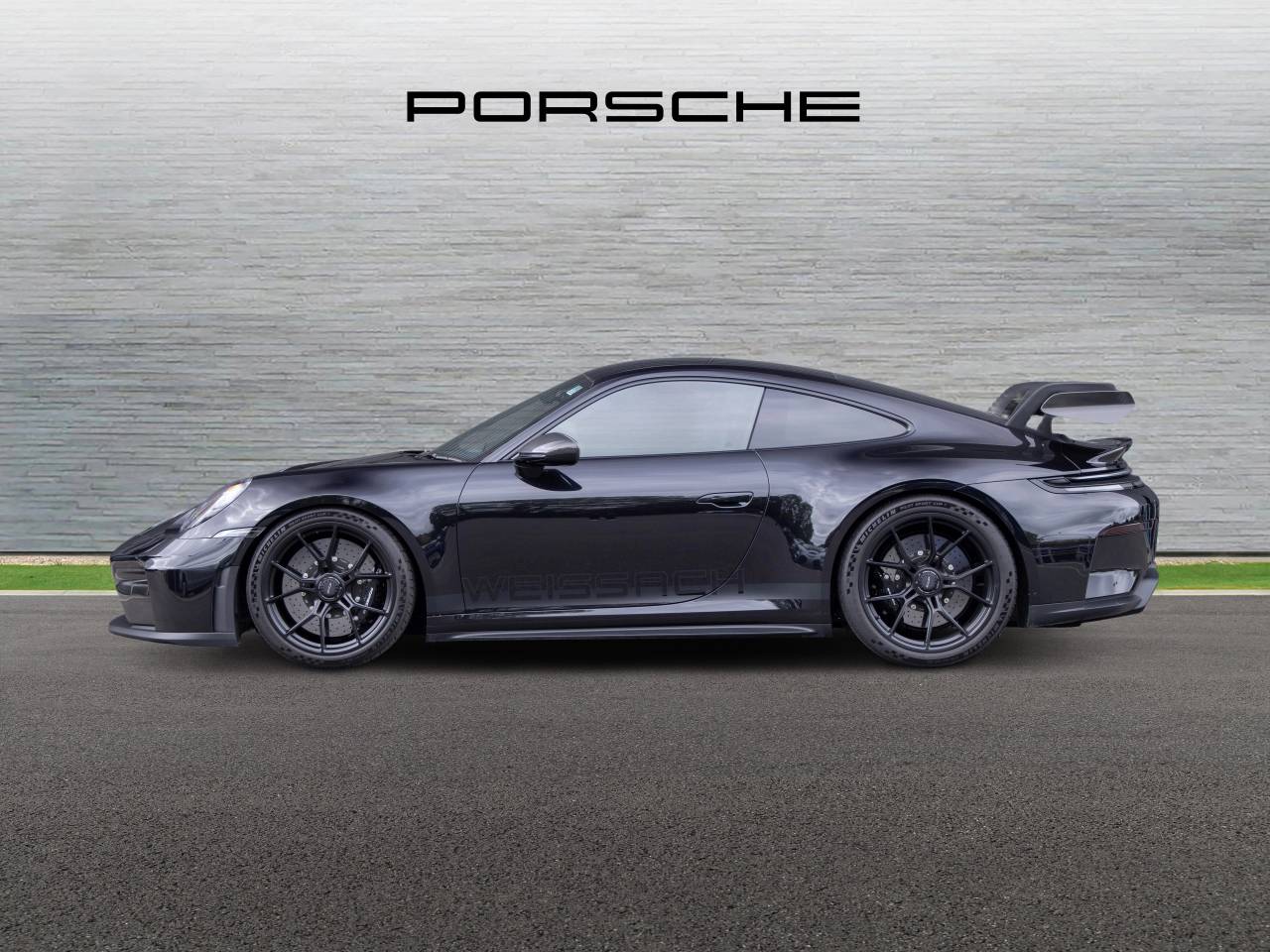 911 (992) GT3 (7) image 02