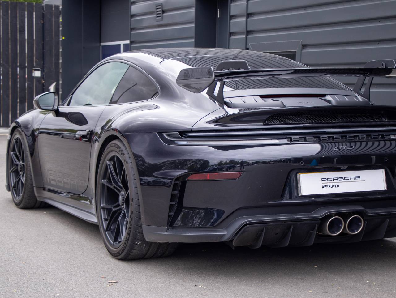911 (992) GT3 (7) image 13