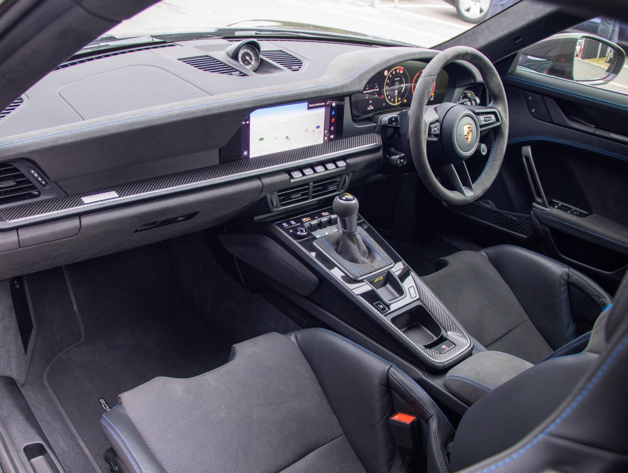 911 (992) GT3 (7) image 16