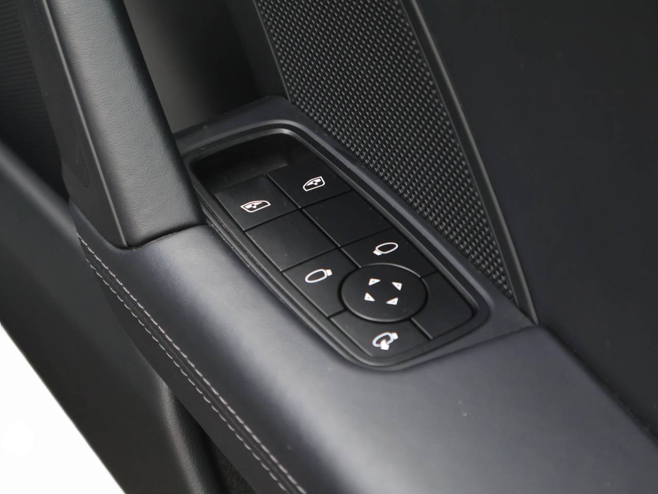 911 (992) CARRERA PDK (15) image 31