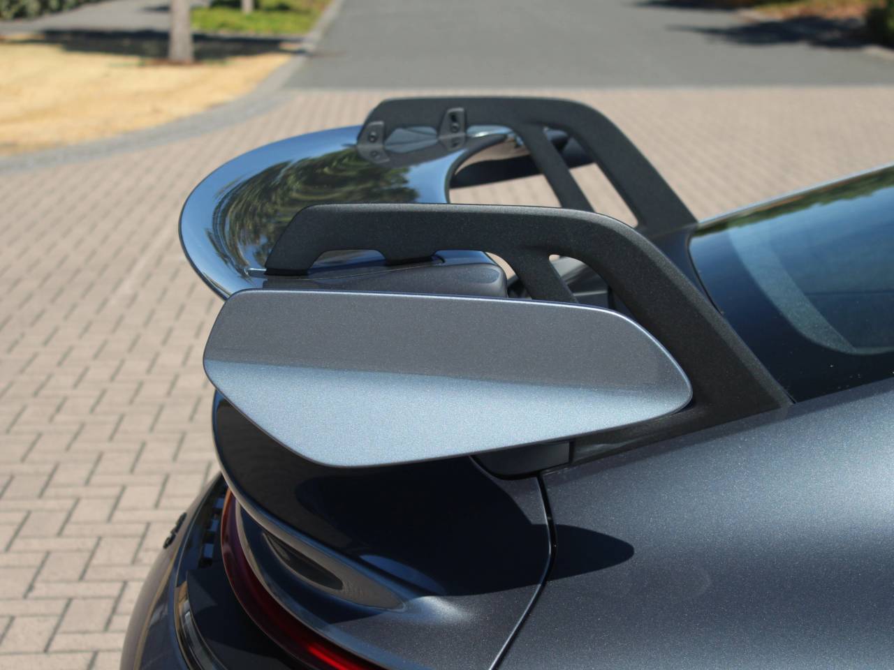 911 (992) GT3 (2) image 21