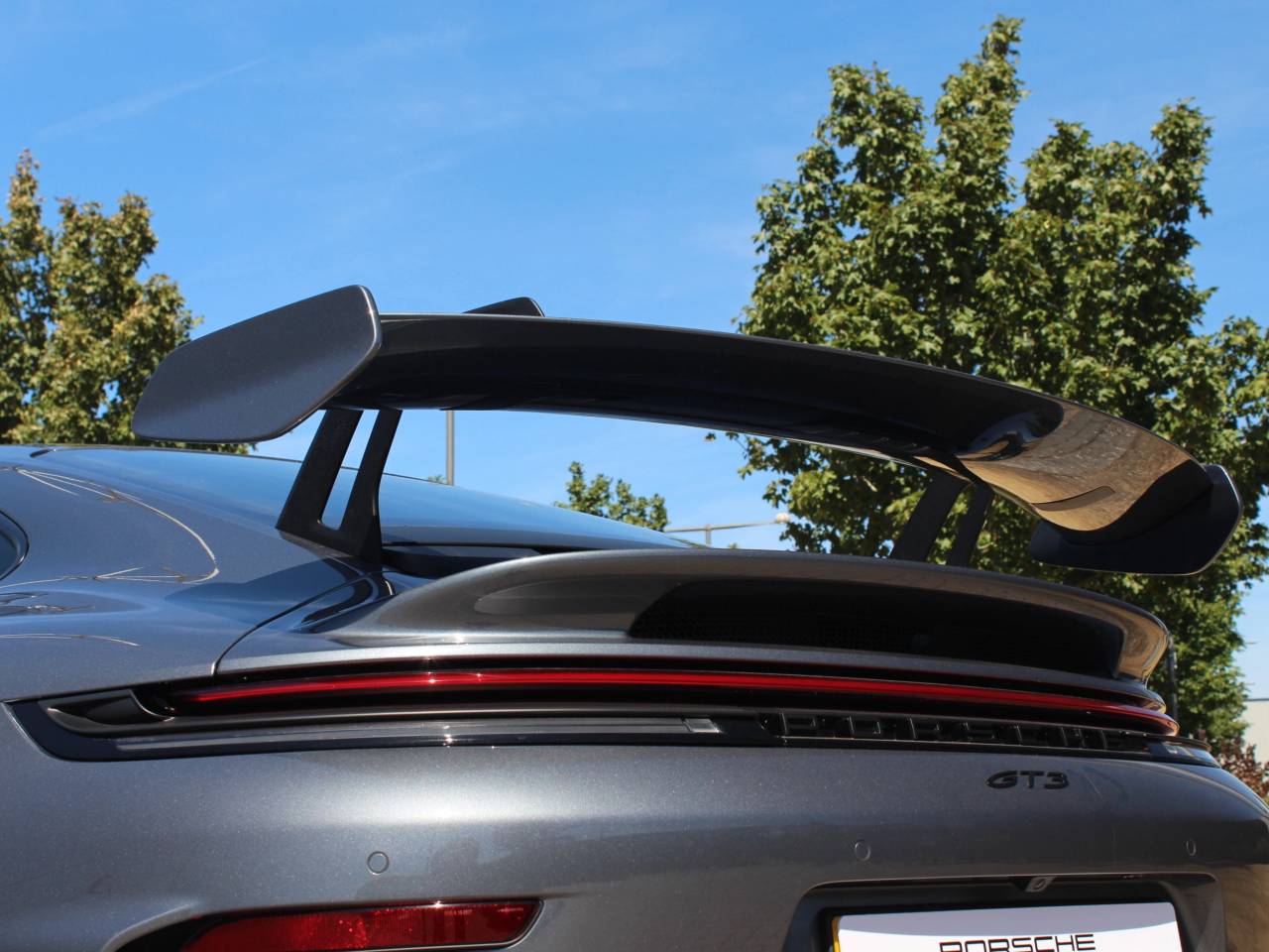 911 (992) GT3 (2) image 22