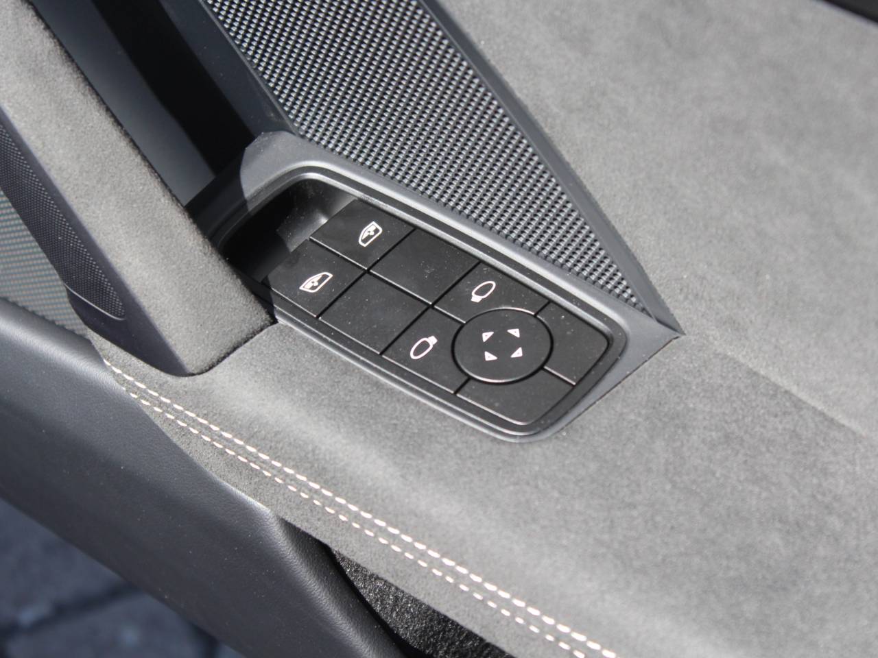 911 (992) GT3 (2) image 39