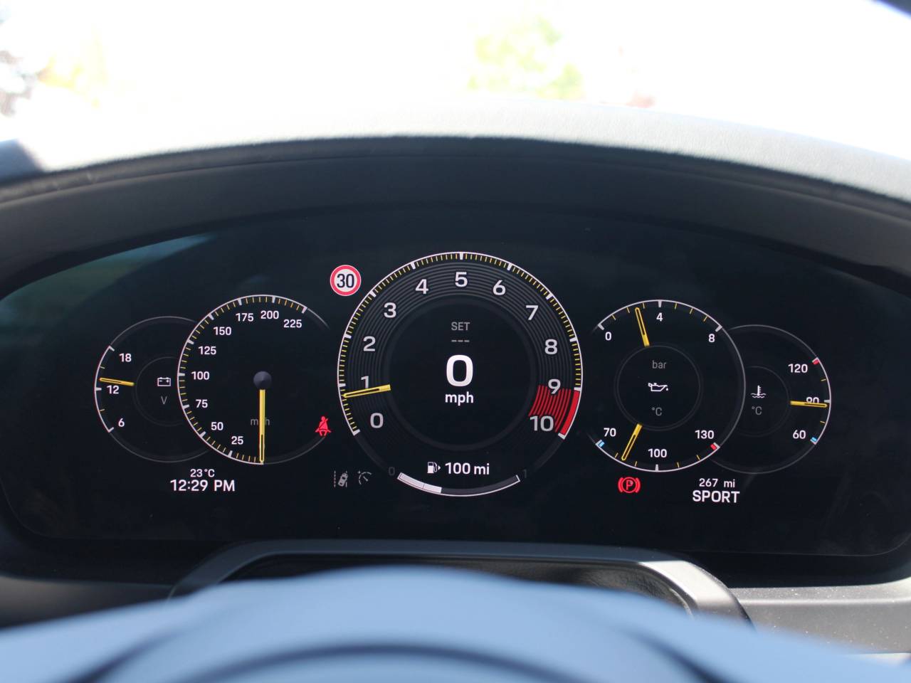 911 (992) GT3 (2) image 31