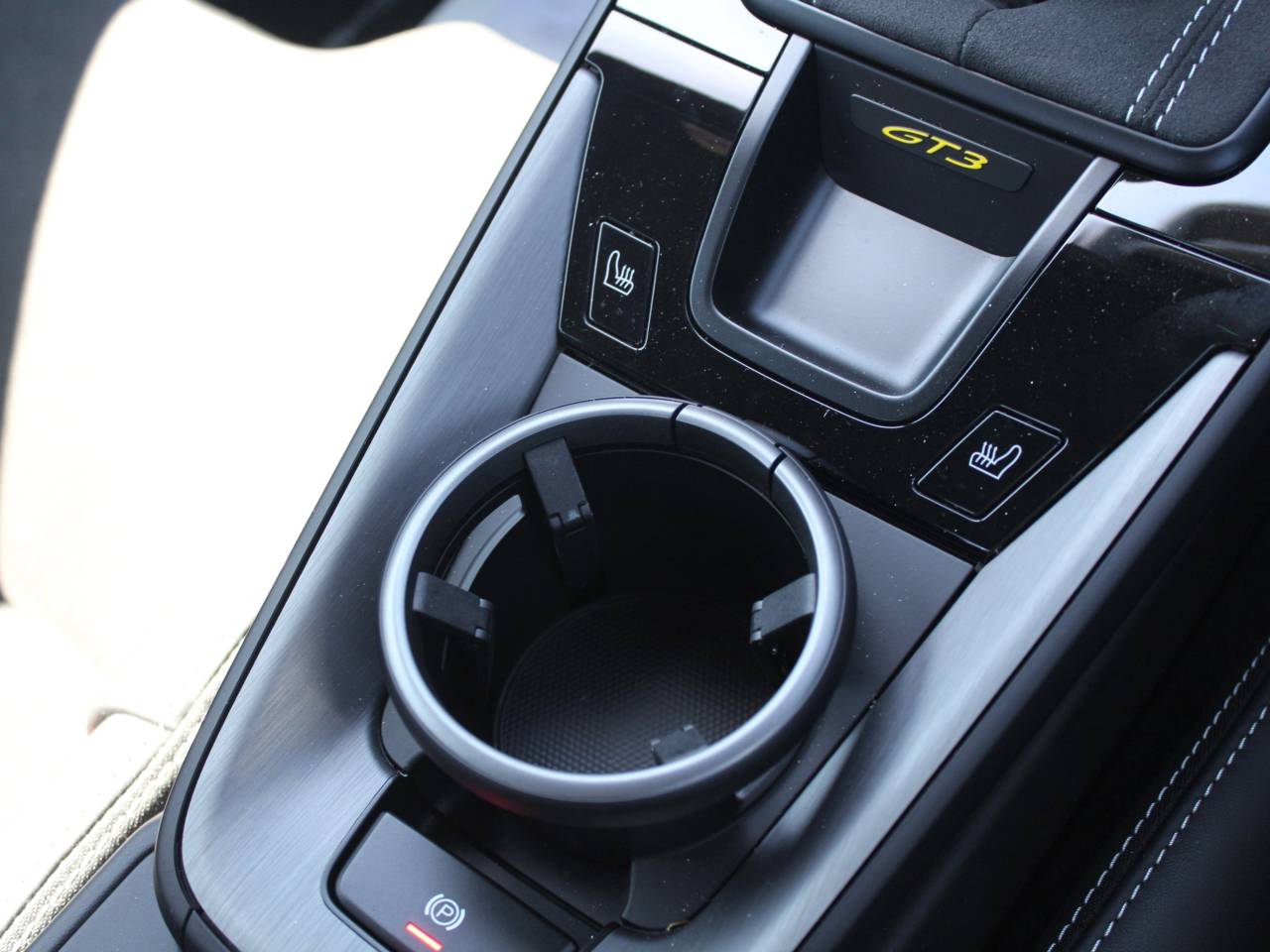 911 (992) GT3 (2) image 37