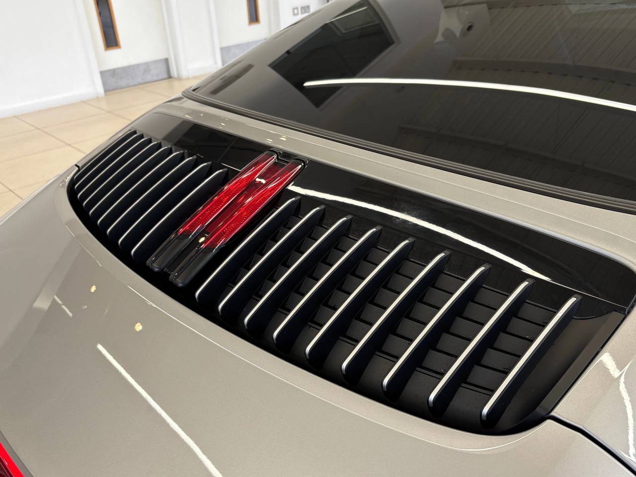 911 (992) TARGA 4 PDK (1) image 23