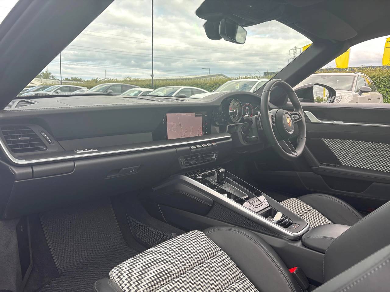 911 (992) CARRERA PDK (7) image 32