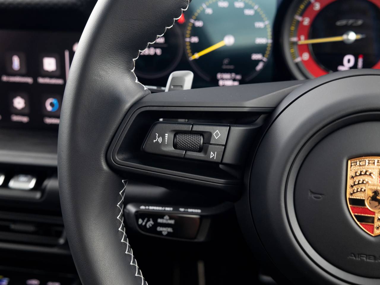 911 (992) GT3 TOURING PDK (4) image 44