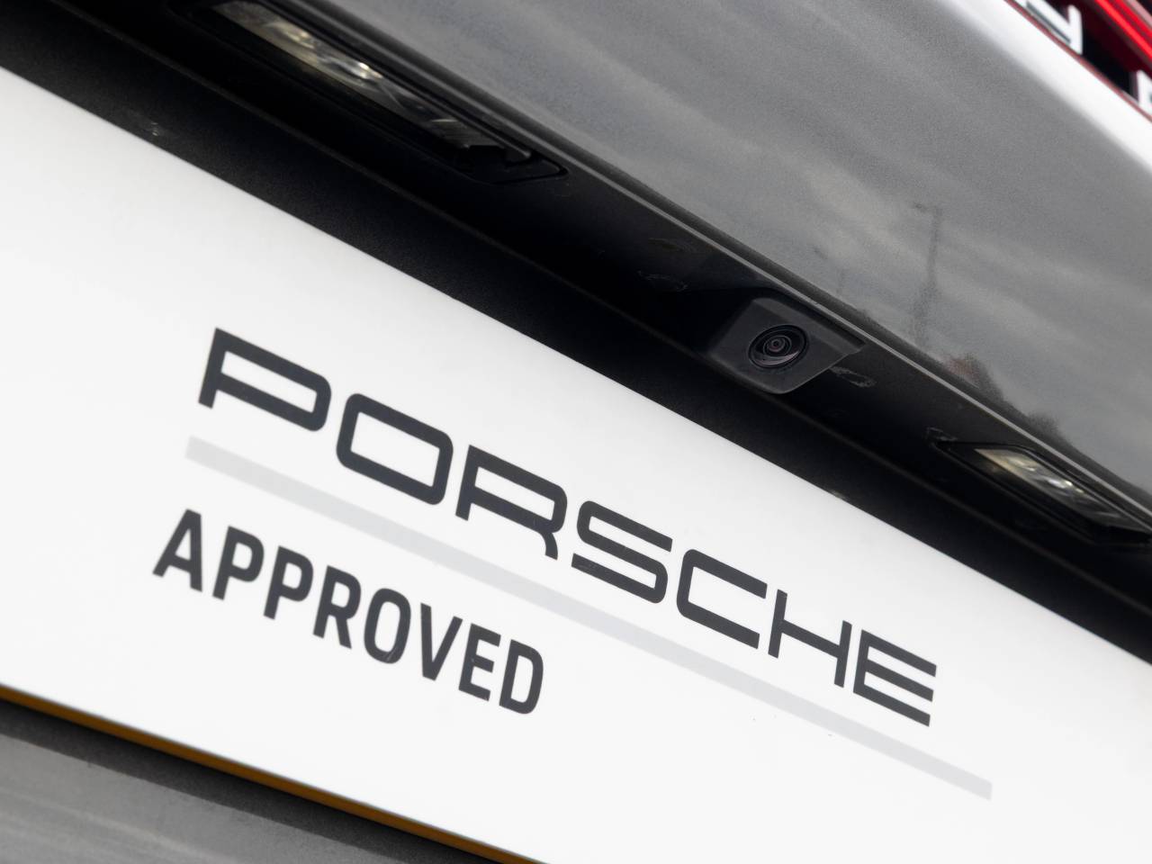 911 (992) GT3 TOURING PDK (4) image 84