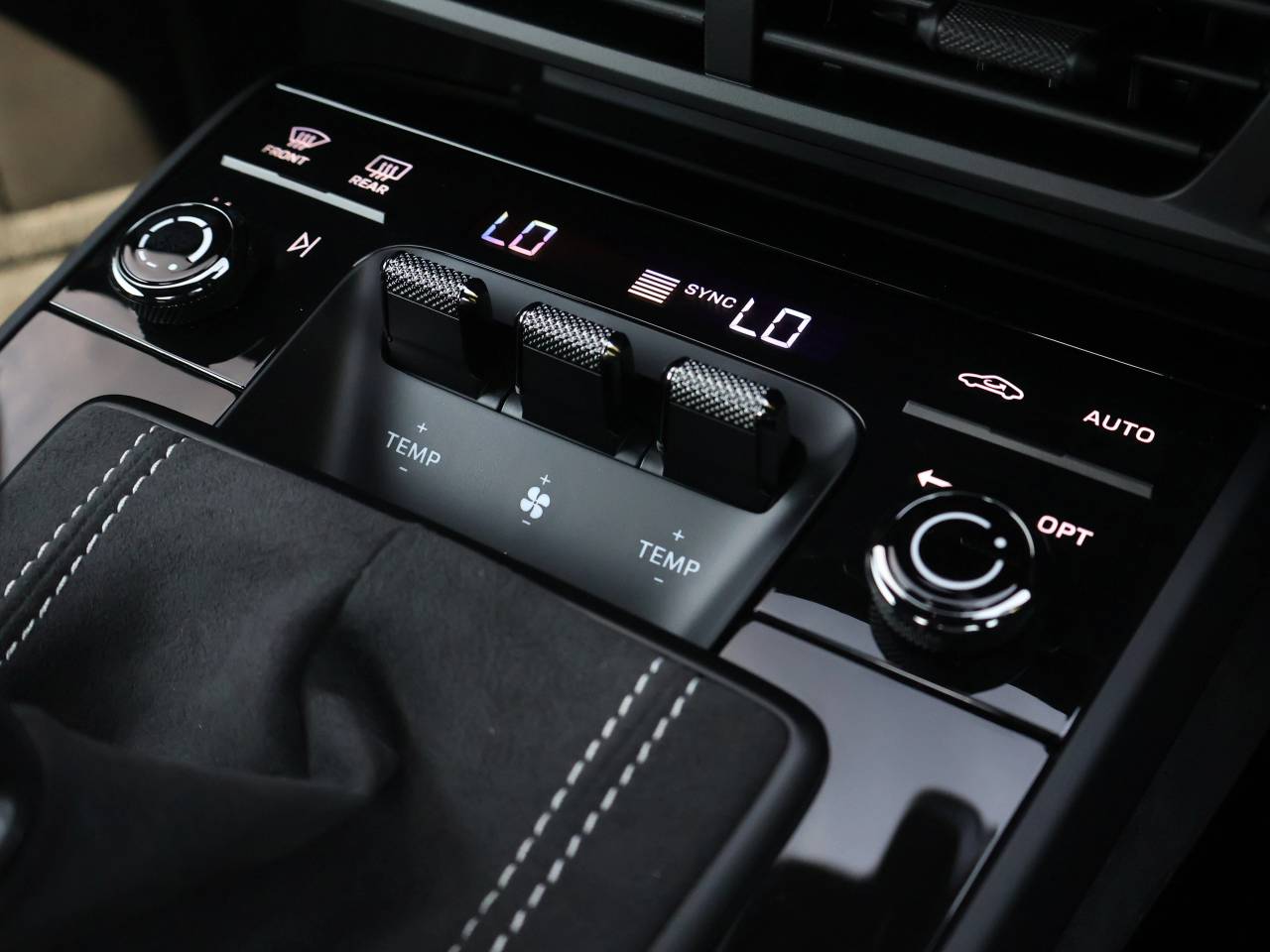 911 (992) GT3 PDK (1) image 24