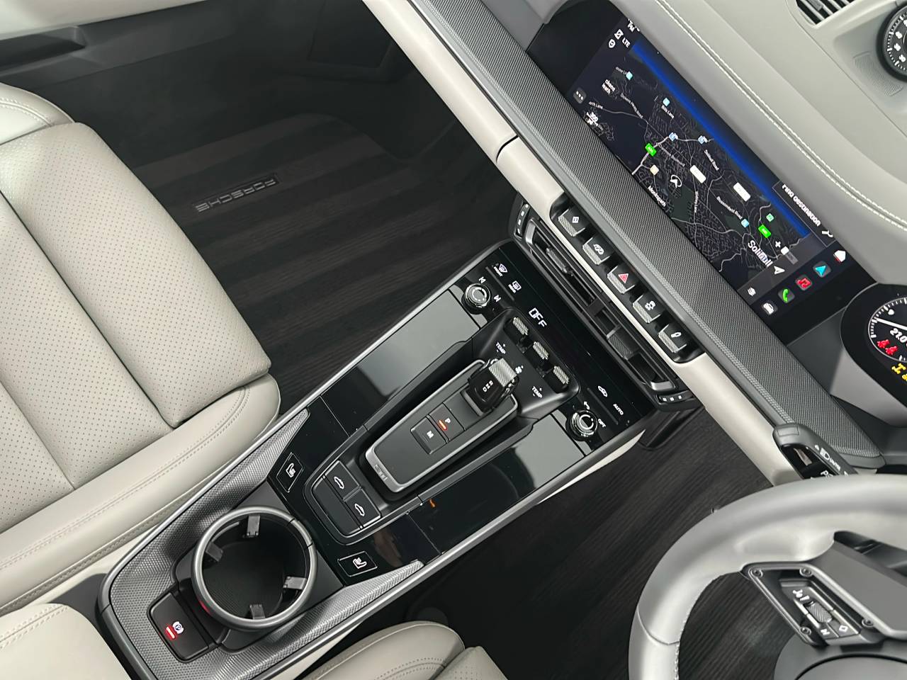 911 (992) TARGA 4S PDK (4) image 37