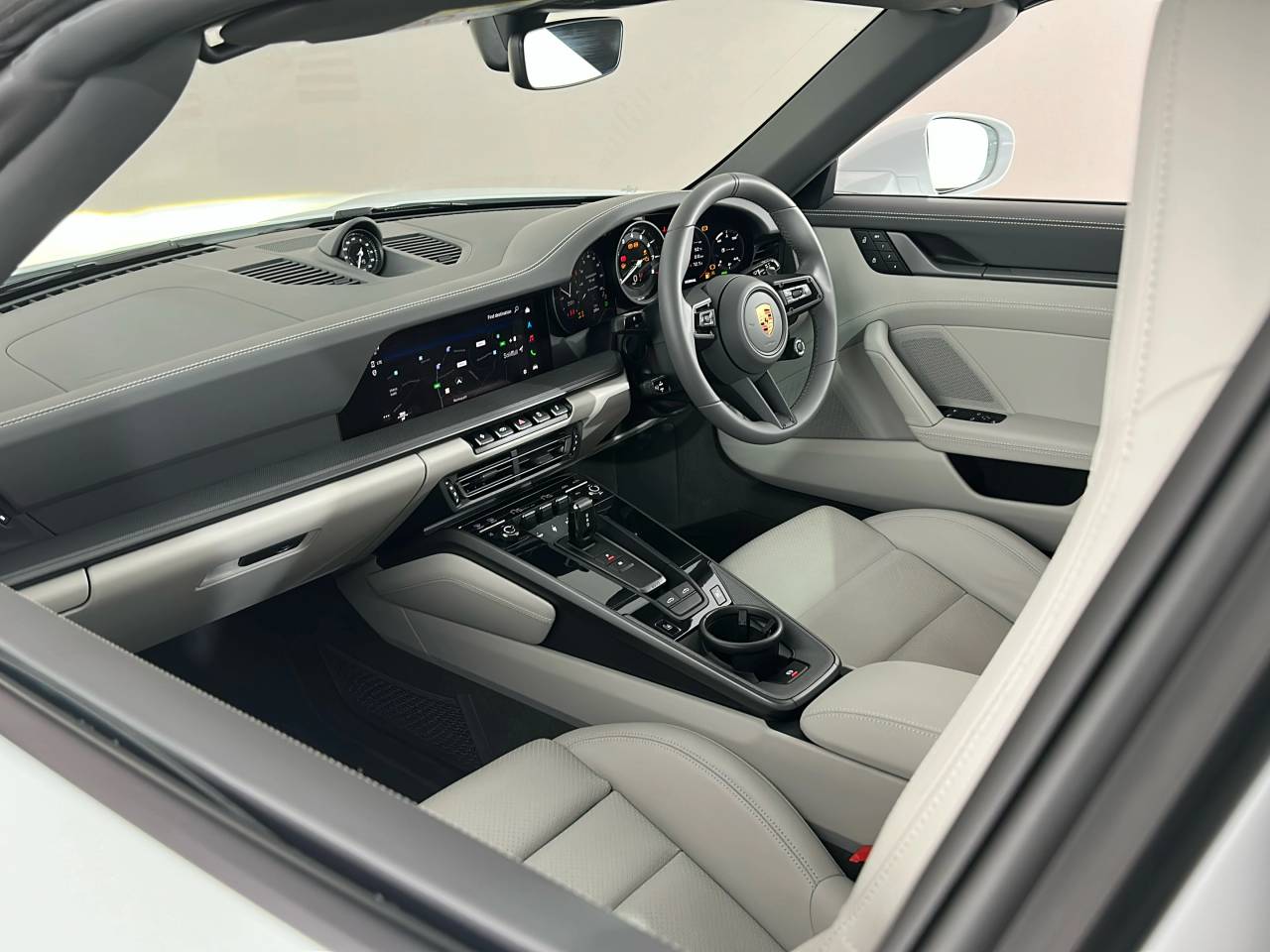 911 (992) TARGA 4S PDK (4) image 05