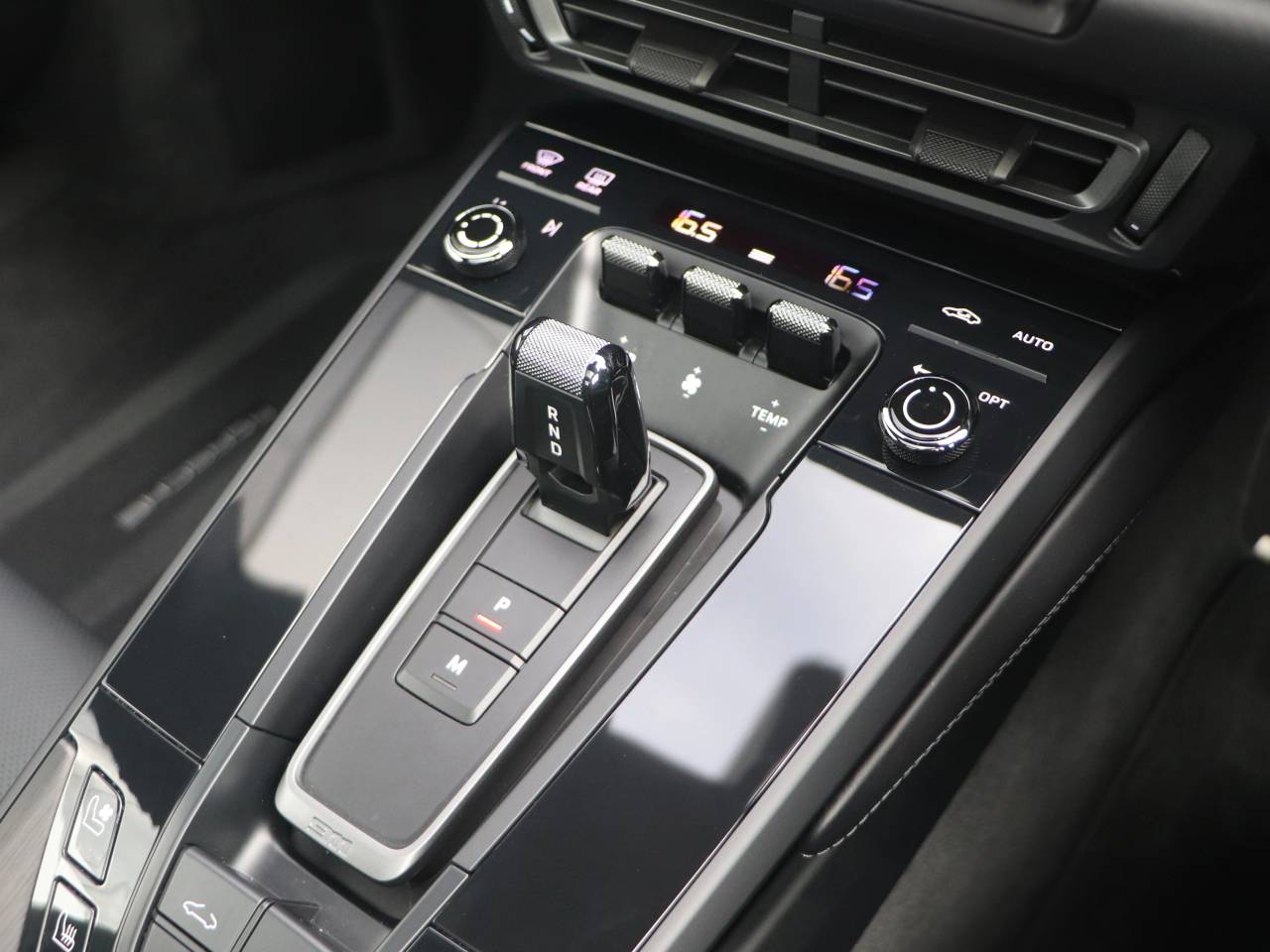 911 (992) CARRERA GTS PDK (42) image 29