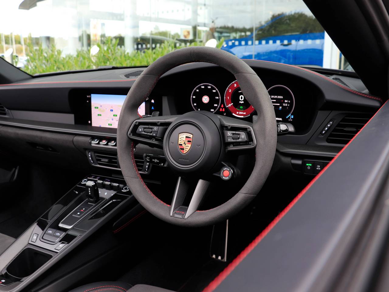 911 (992) TARGA 4 GTS PDK (11) image 05