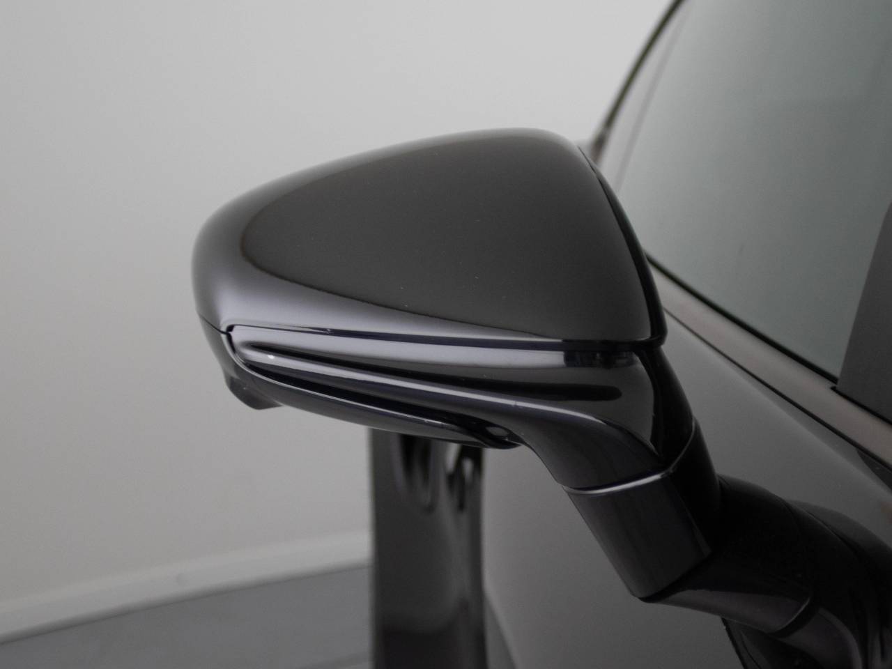 911 (992) TURBO S PDK (6) image 16