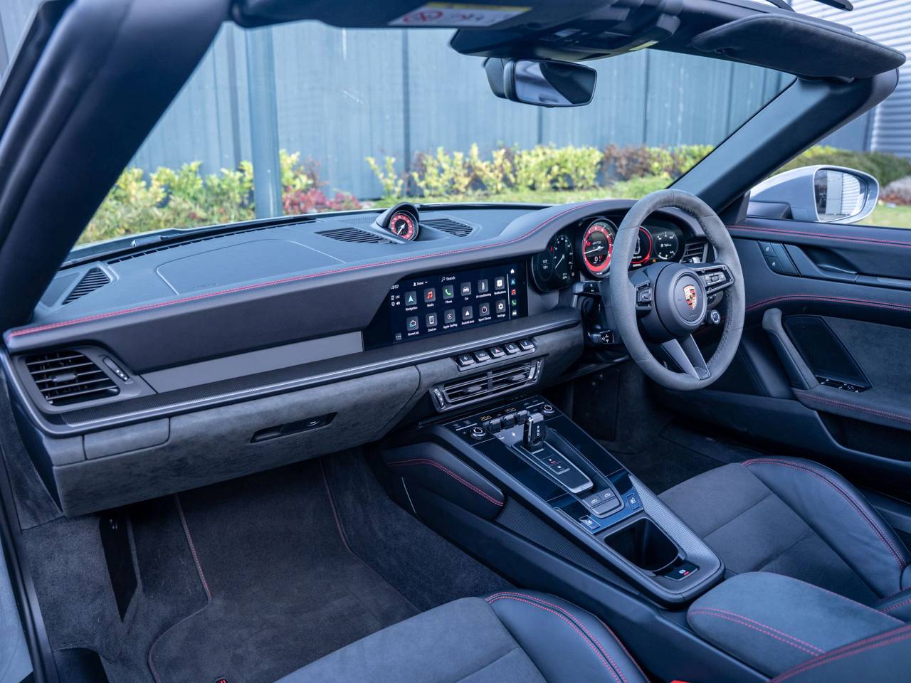 911 (992) TARGA 4 GTS PDK (10) image 25