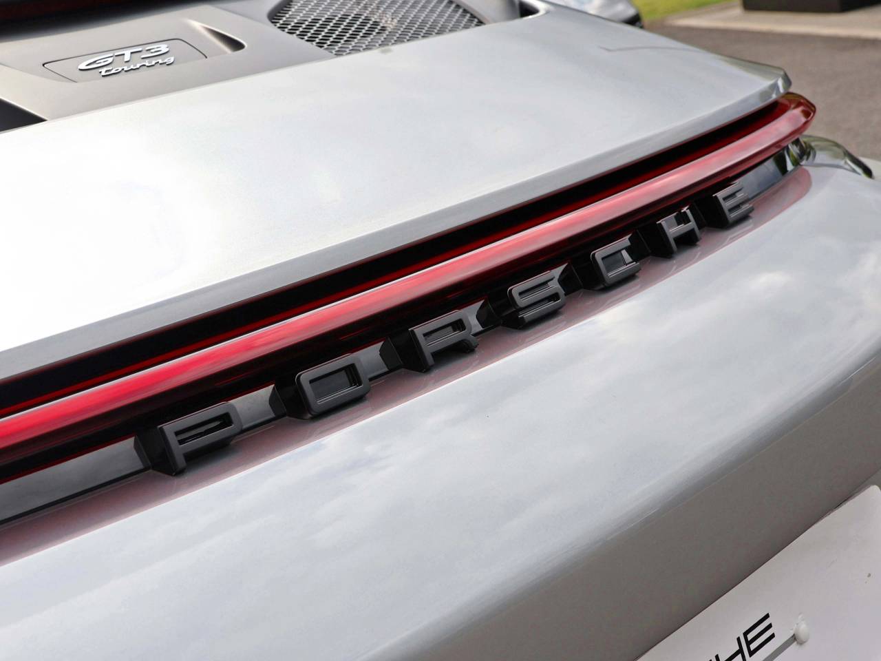 911 (992) GT3 TOURING PDK (17) image 10