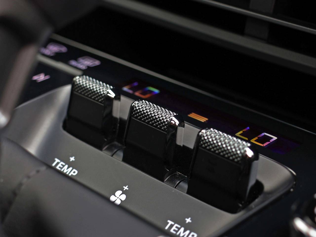 911 (992) GT3 TOURING PDK (17) image 22