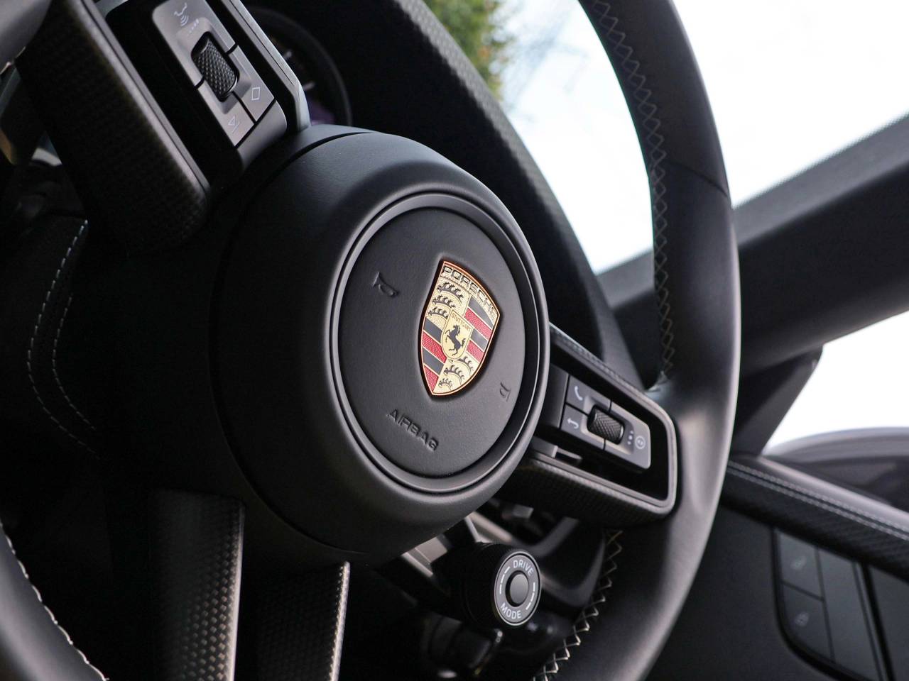 911 (992) GT3 TOURING PDK (17) image 26
