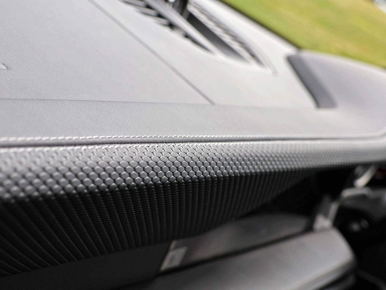 911 (992) GT3 TOURING PDK (17) image 15