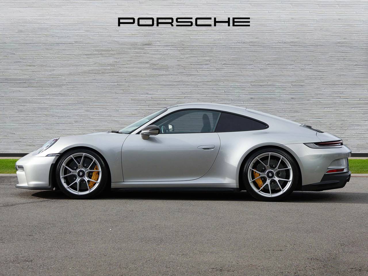 911 (992) GT3 TOURING PDK (17) image 02