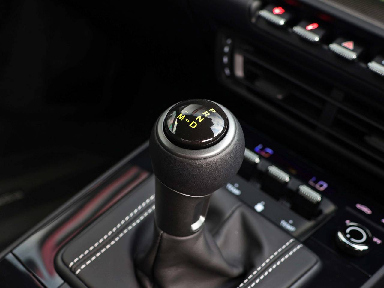 911 (992) GT3 TOURING PDK (17) image 23
