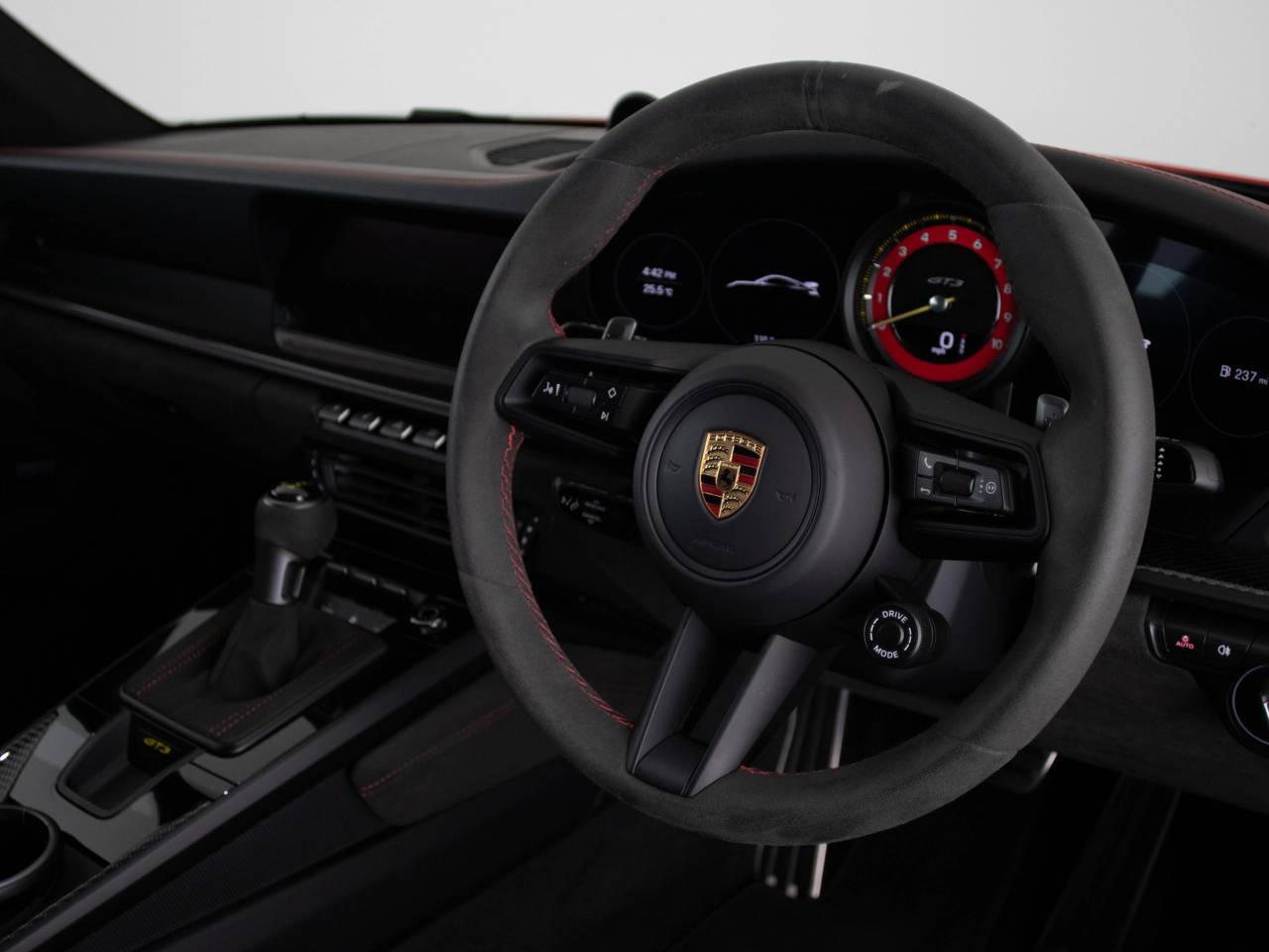 911 (992) GT3 PDK (3) image 30
