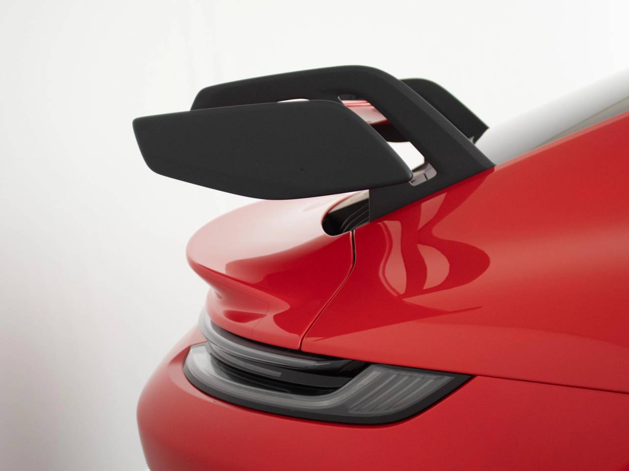 911 (992) GT3 PDK (3) image 14
