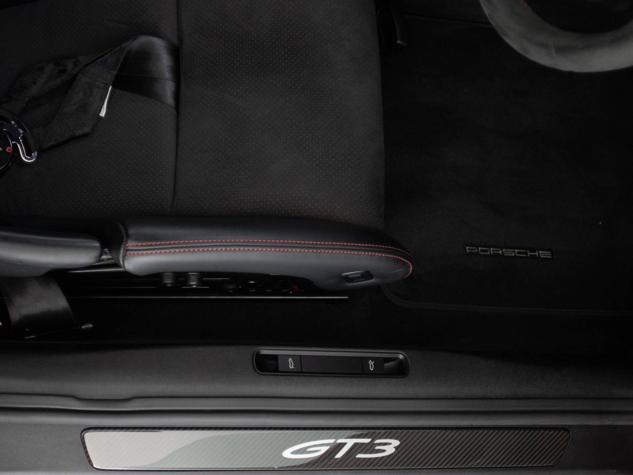 911 (992) GT3 PDK (3) image 42