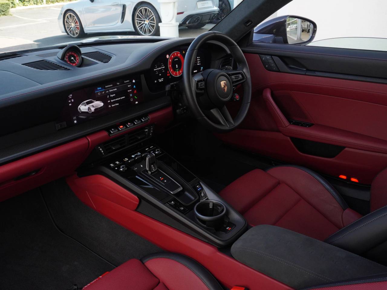 911 (992) CARRERA 4 GTS PDK (15) image 05