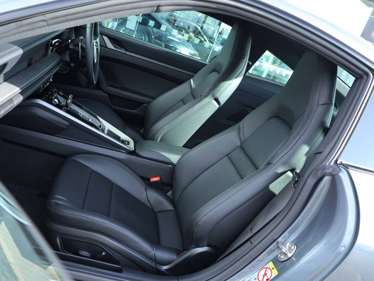 911 (992) CARRERA S PDK (75) image 05