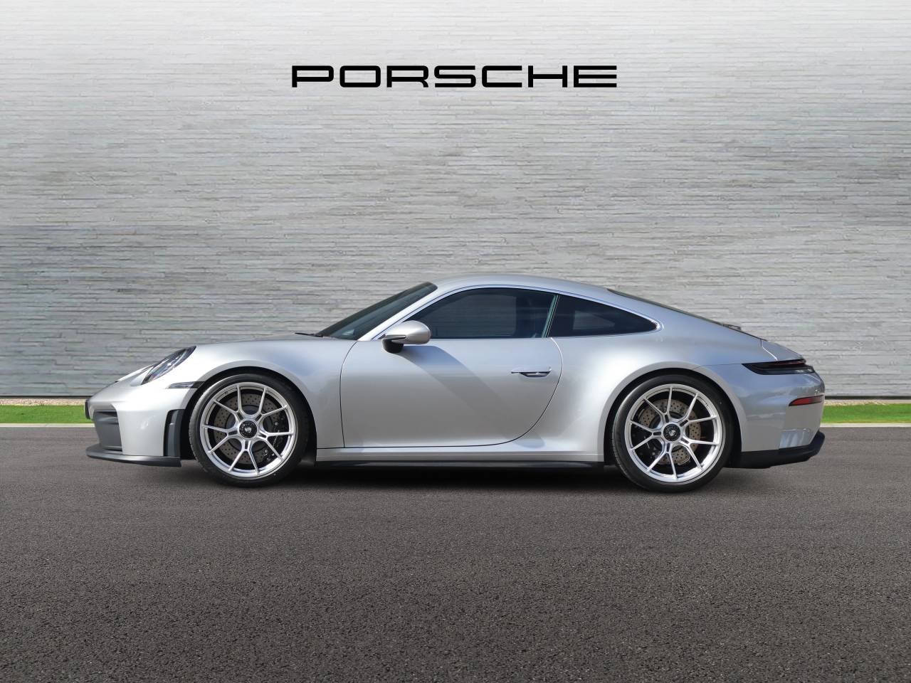 911 (992) GT3 TOURING (4) image 02