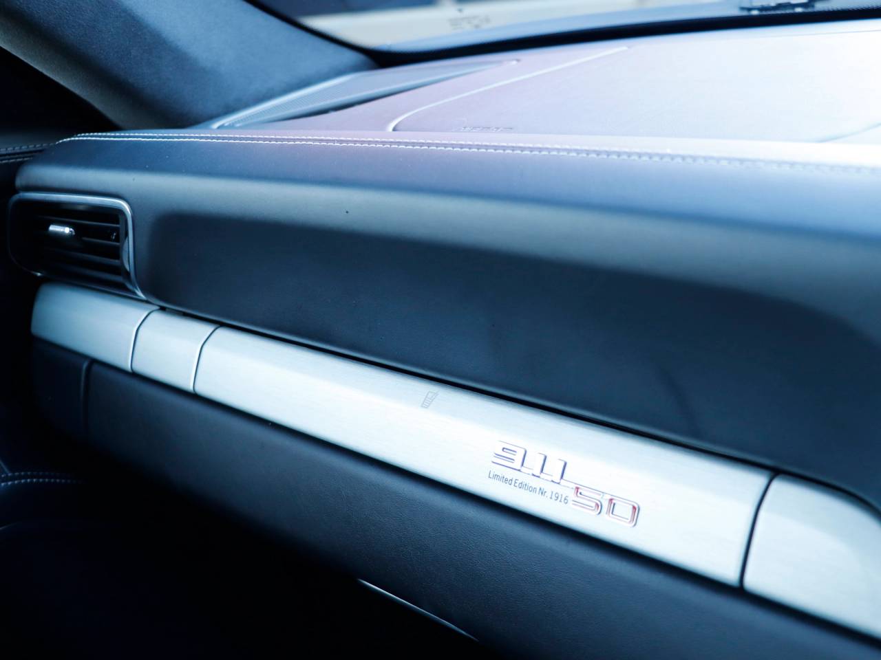 911 (991) 50 ANNIVERSARY EDITION PDK image 27