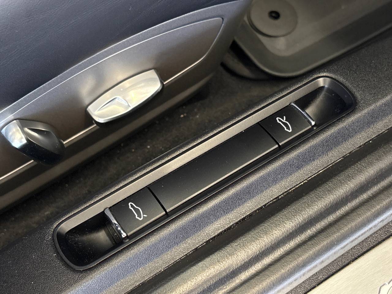 911 (991) CARRERA (1) image 35