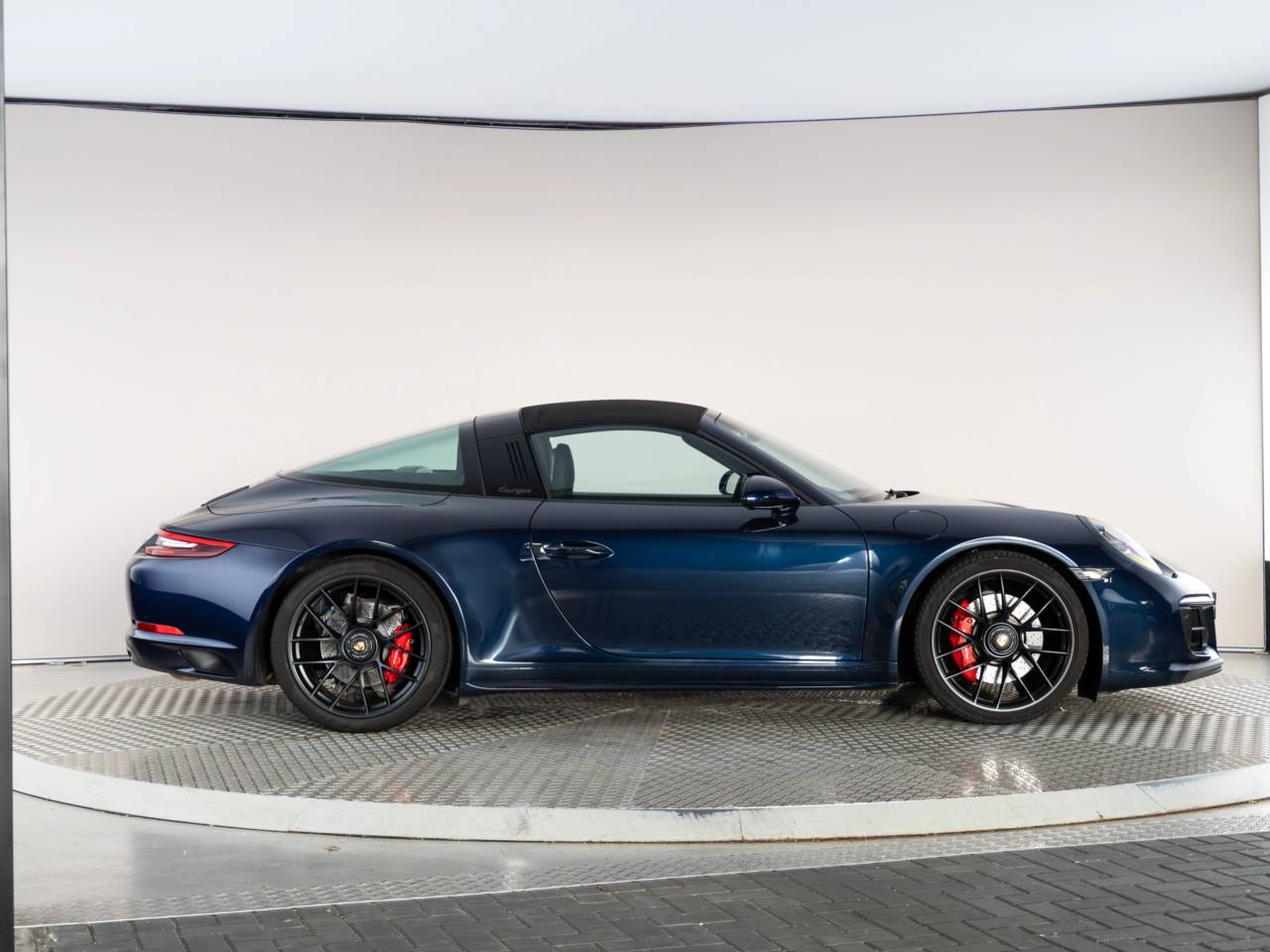 911 TARGA 4 GTS PDK (2) image 09