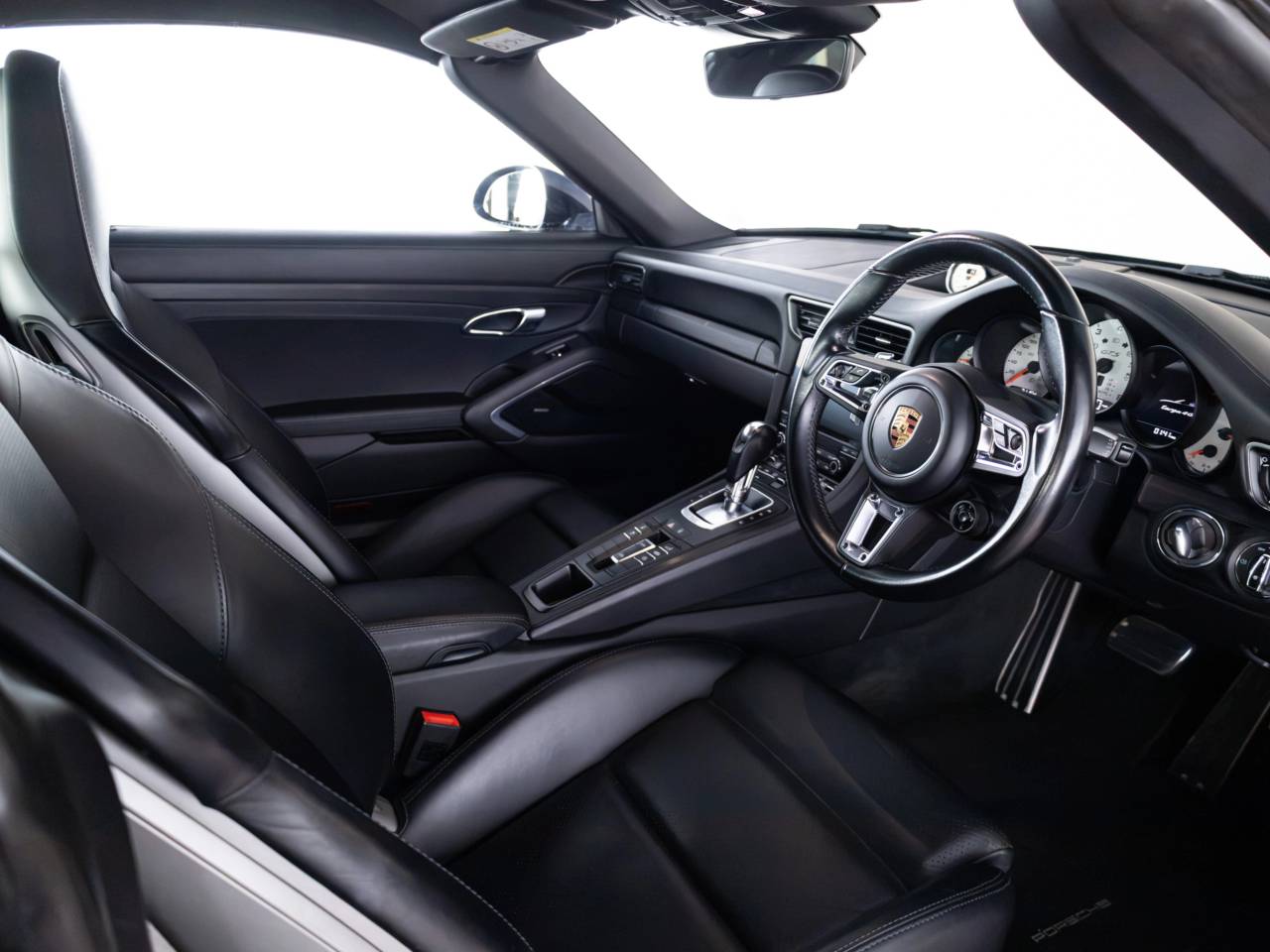 911 TARGA 4 GTS PDK (2) image 04