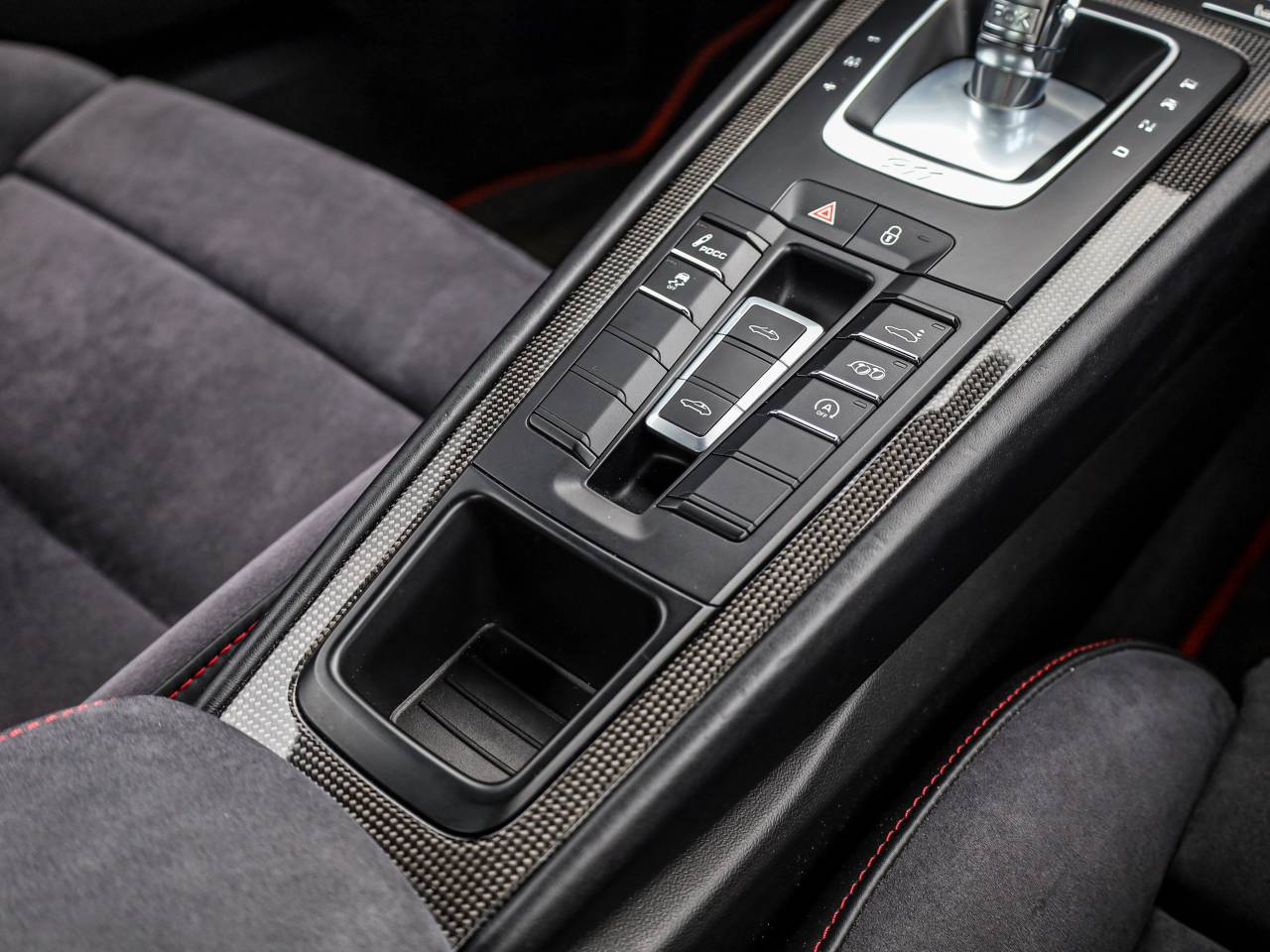 911 TARGA 4 GTS PDK (2) image 25