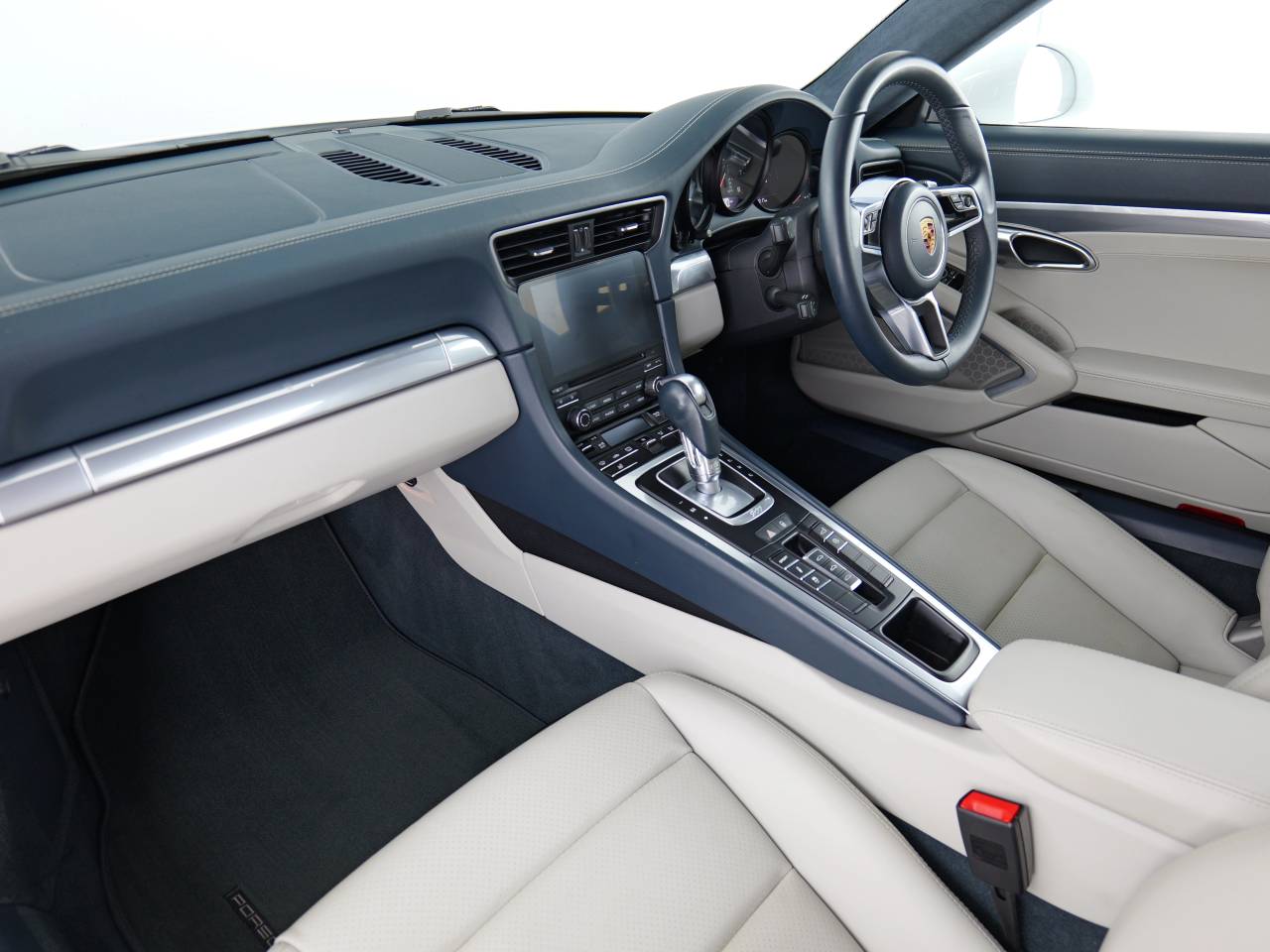 911 (991) CARRERA PDK (1) image 05