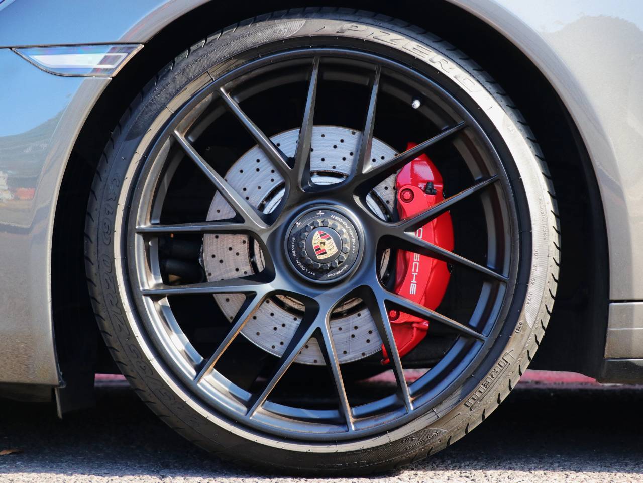 911 CARRERA 4 GTS PDK (1) image 15