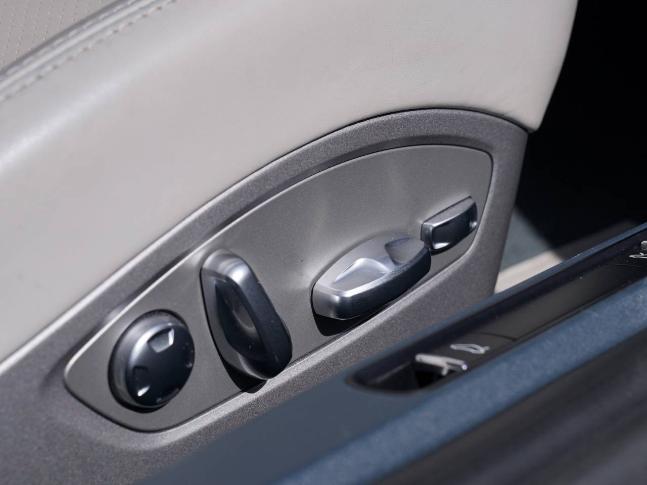 911 (991) CARRERA S (2) image 21