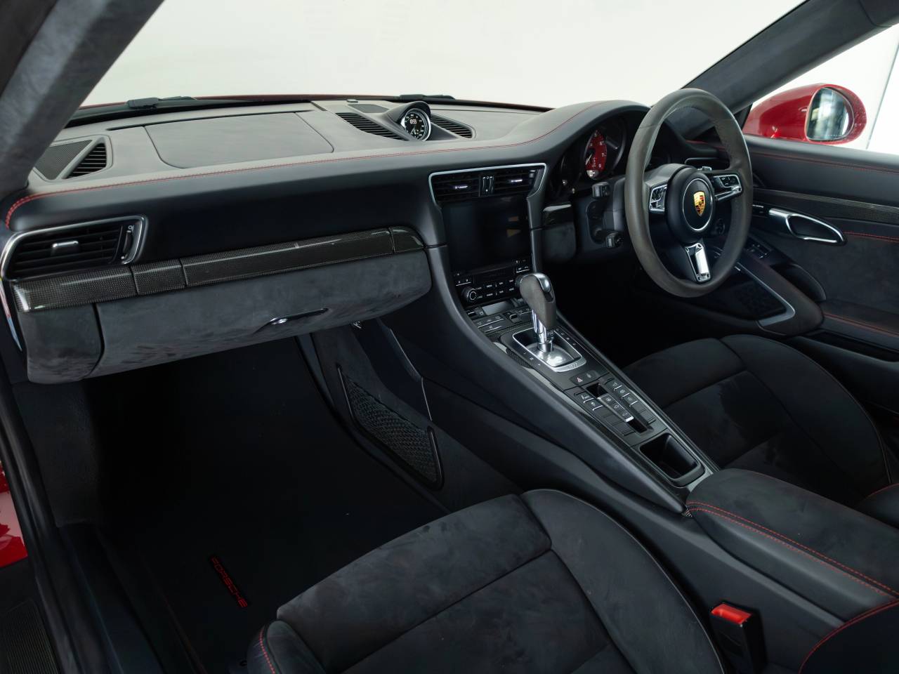 911 CARRERA 4 GTS PDK (1) image 33